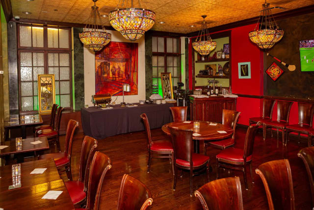 Emerald Loop Bar Grill photo 1