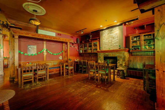Hugh O'Neill's Restaurant & Pub photo 1