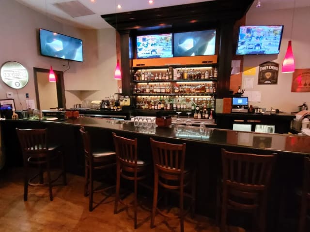 Mussel & Burger Bar - Taylorsville photo 2