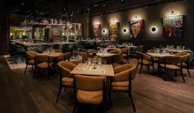 Waxin's Restaurant & Bar: Naples photo 1