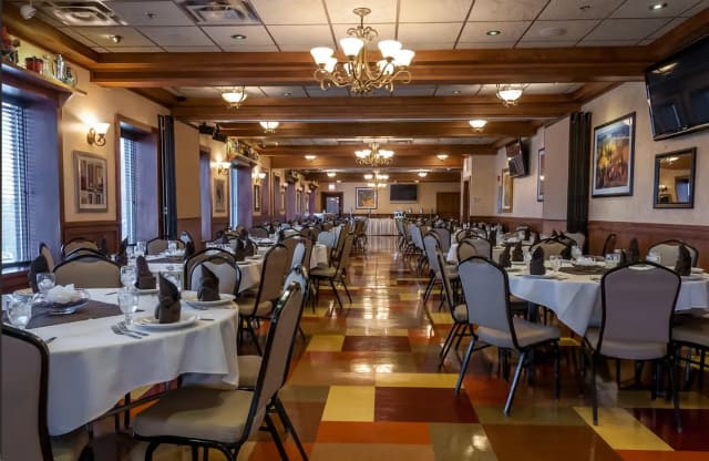 Moretti's Ristorante and Pizzeria - Edison Park photo 1