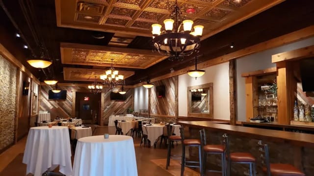 Moretti's Ristorante and Pizzeria - Rosemont photo 1