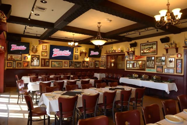 Moretti's Ristorante and Pizzeria - Lake in the Hills photo 1