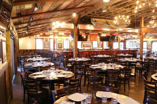 Moretti's Ristorante and Pizzeria - Hoffman Estates photo 2