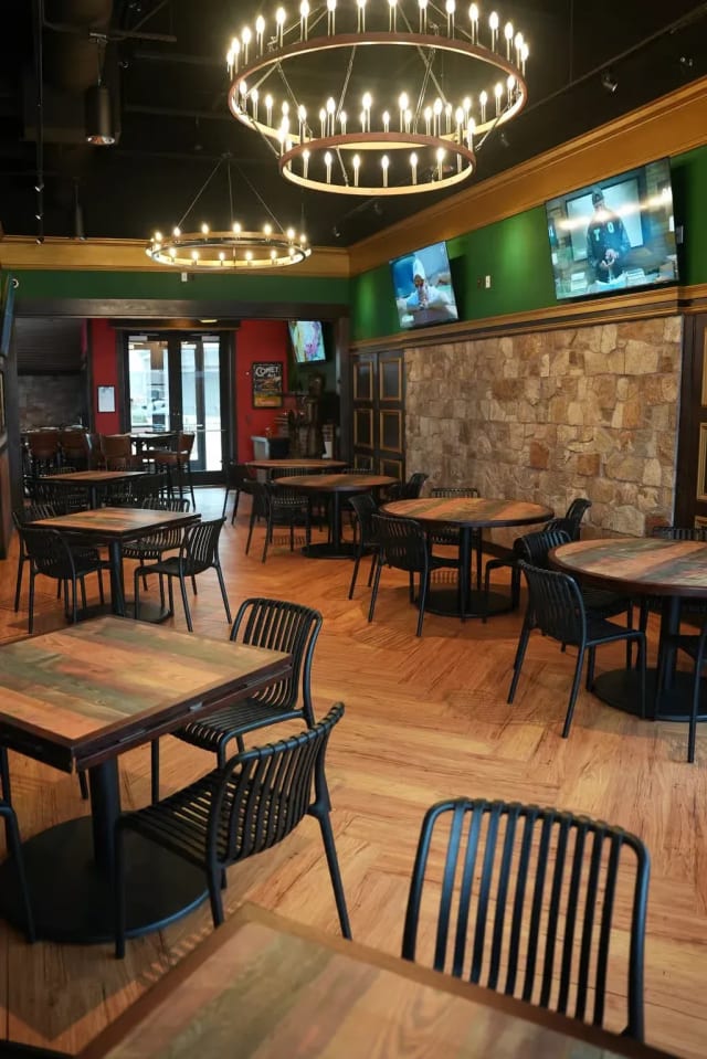 Moretti's Ristorante and Pizzeria- Wheeling photo 2
