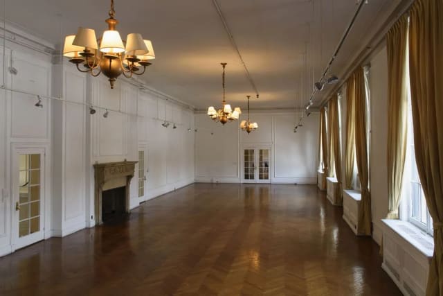 Andrew Freedman Home photo 2