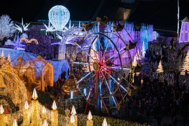 Enchant Christmas: Los Angeles at Santa Anita Park Opens Nov. 20 photo 2