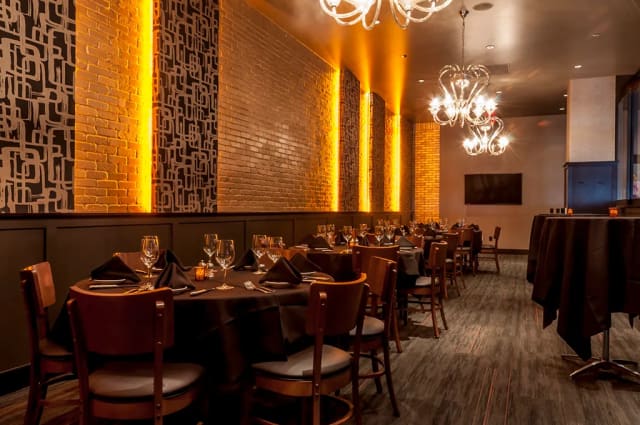 Crave American Kitchen & Sushi Bar – Roseville photo 1