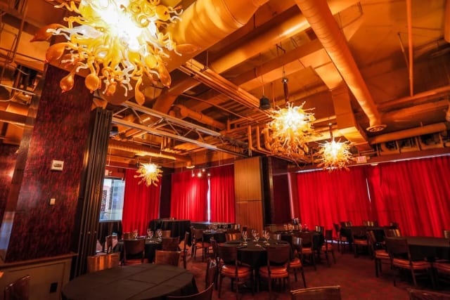 Crave American Kitchen & Sushi Bar – Minneapolis photo 1