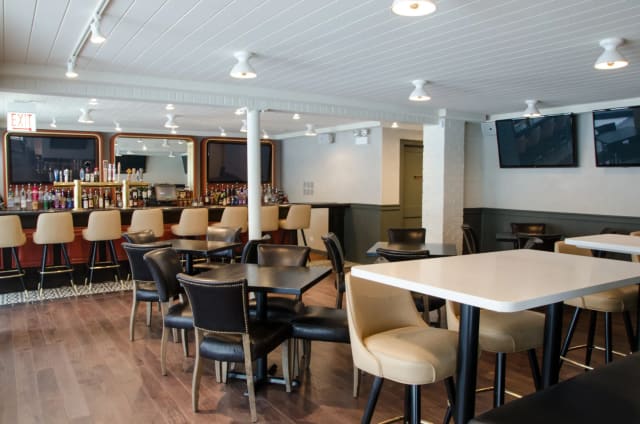 Ranalli's Pizza Bar - Lincoln Park photo 2