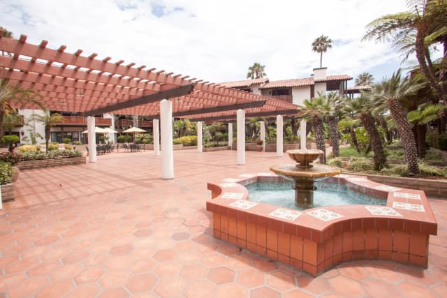 Garden Patio at Shores Restaurant