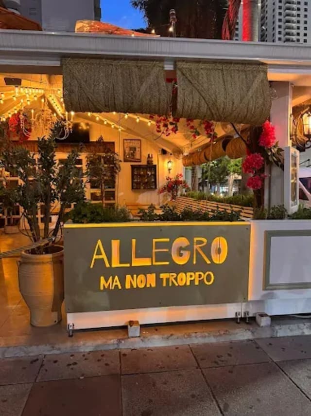 Allegro ma non Troppo photo 1