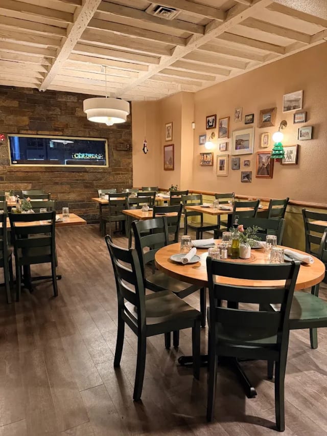 Parthenon Greek Restaurant DC photo 5
