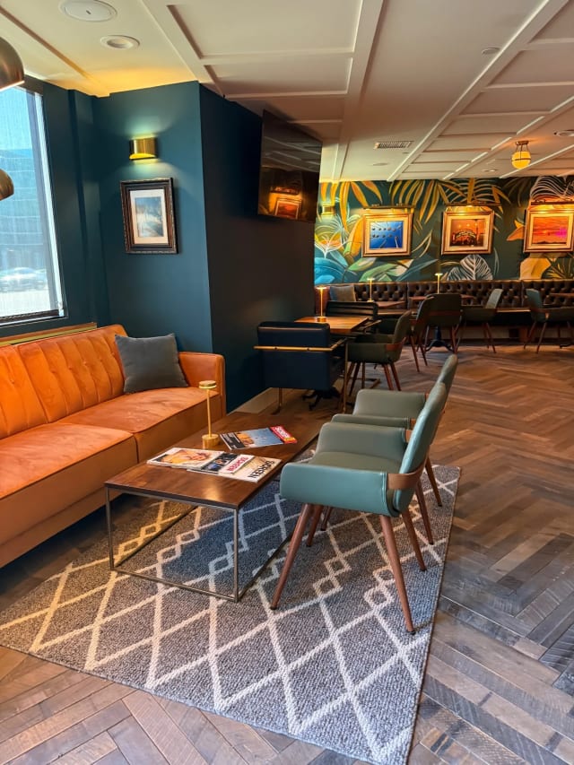Offshore Lounge photo 1