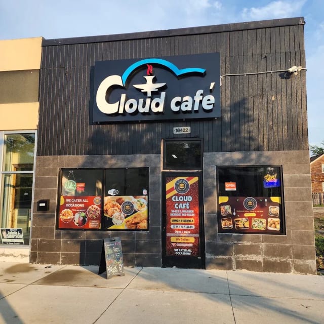 Cloud cafe photo 2