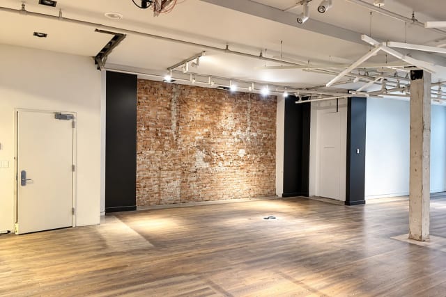 Multi-Level Retail Pop-Up Space in SoHo photo 2