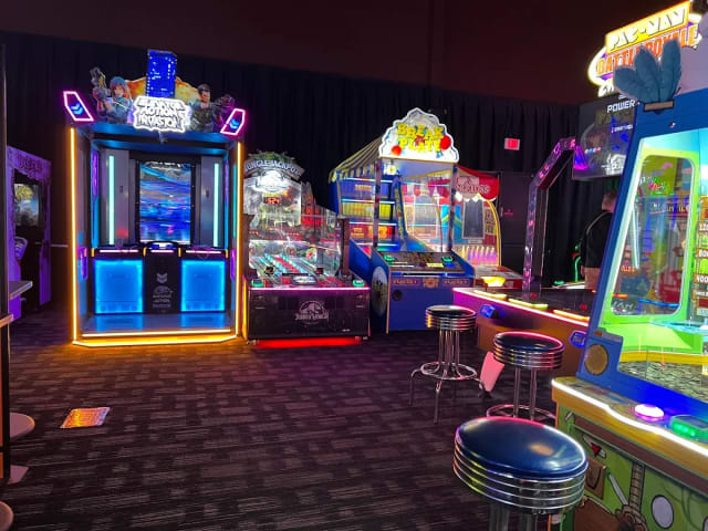 Dave & Buster's - Tulsa, OK photo 1