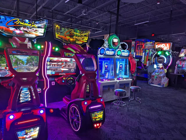 Dave & Buster's - Spokane Valley, WA photo 2