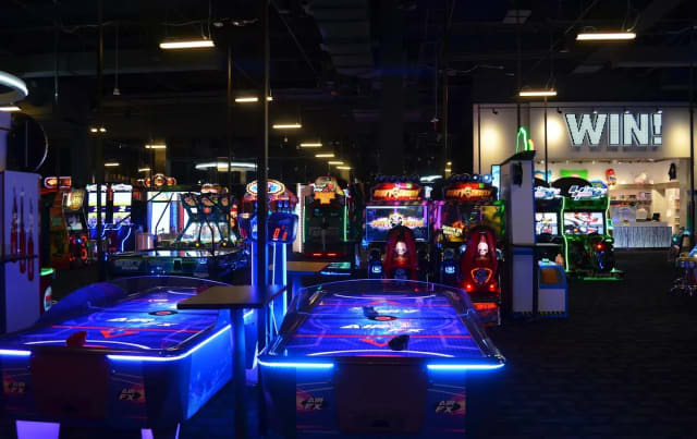 Dave & Buster's - Silver Spring, MD photo 2