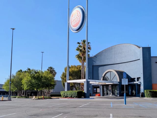 Dave & Buster's - Milpitas, CA photo 2