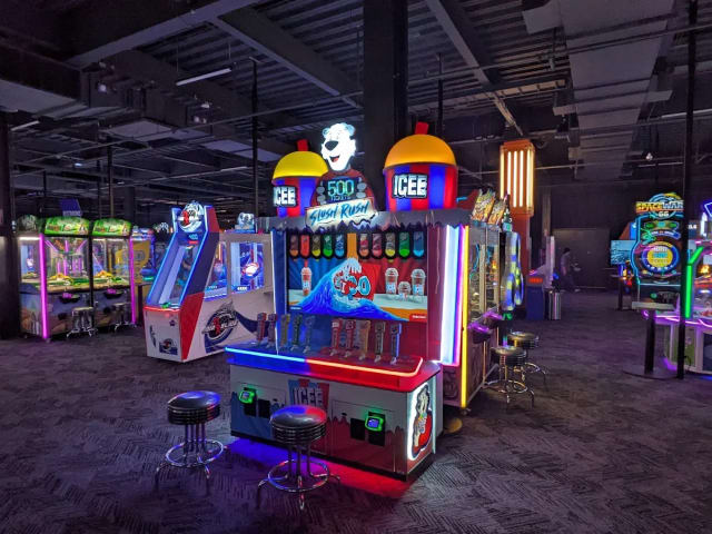 Dave & Buster's - Freehold, NJ photo 2
