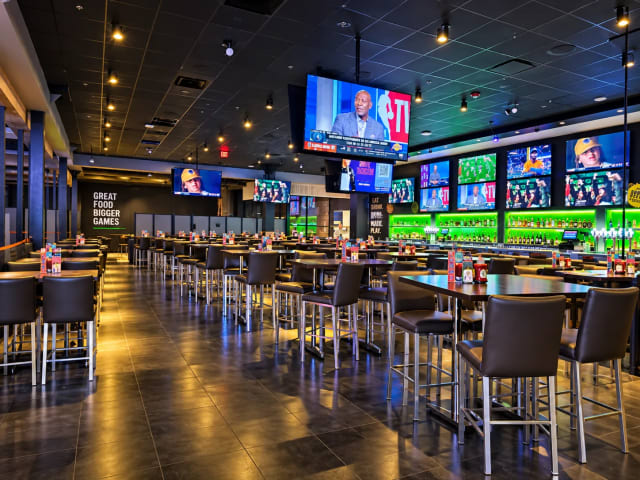 Dave & Buster's - Canton, OH photo 2