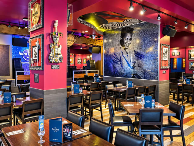 Hard Rock Cafe: New Orleans photo 2