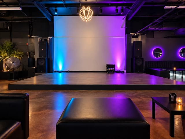 Sunrise Lounge ATL photo 3