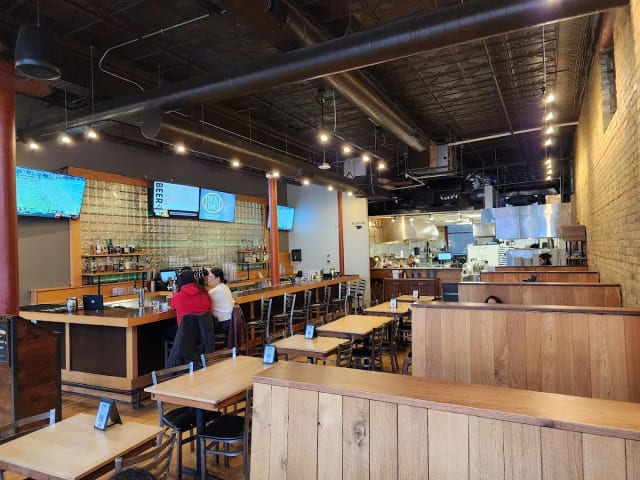 Day Block Brewery & Restaurant photo 4