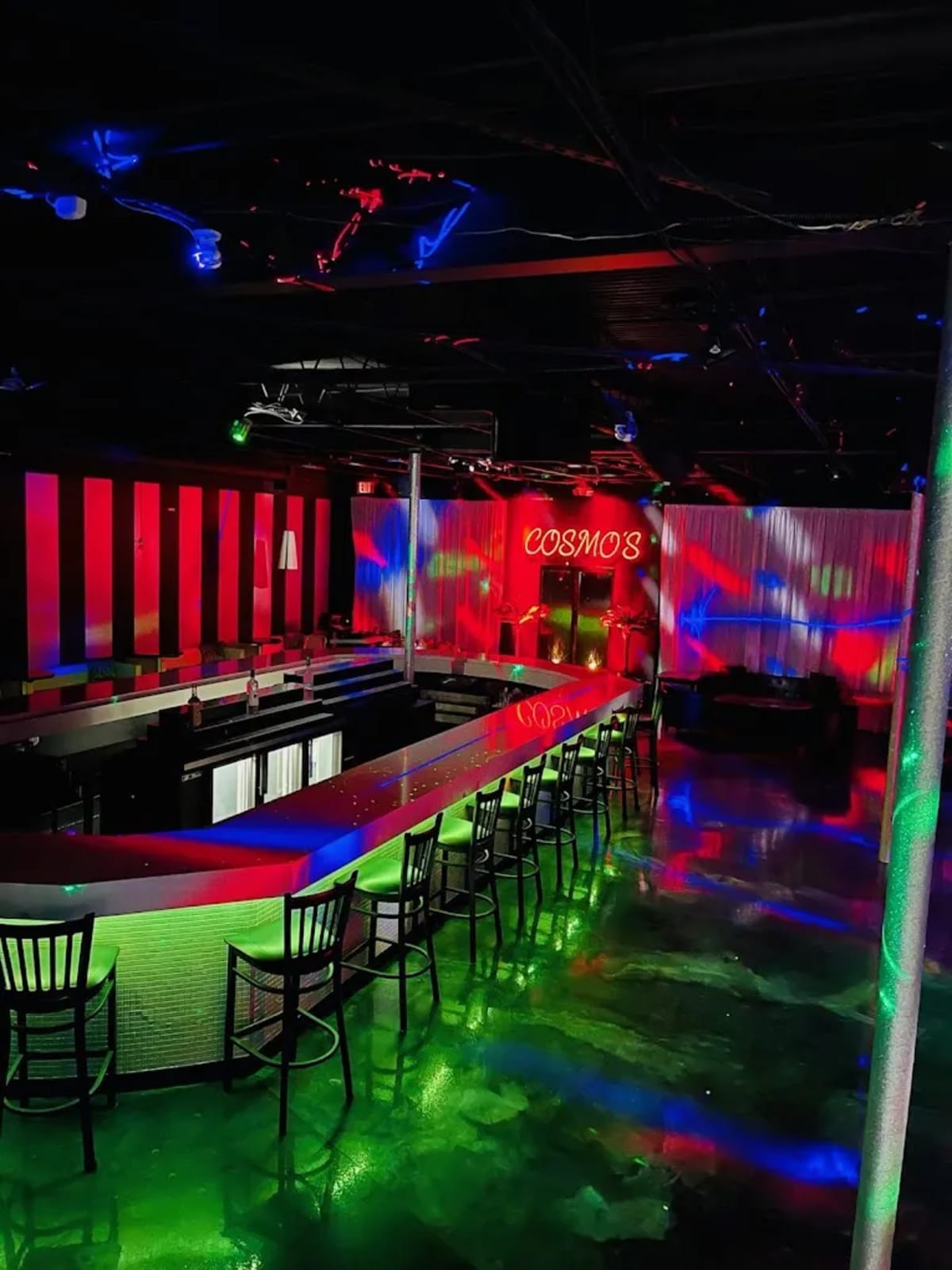 Cosmo's Nightclub & Lounge