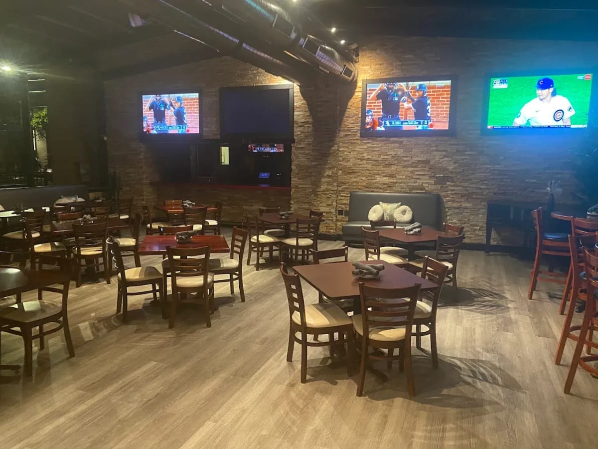 Mirella’s Tavern