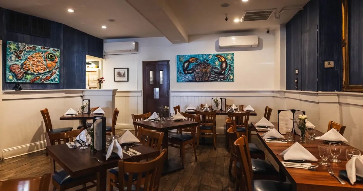 Umbertos Clam House