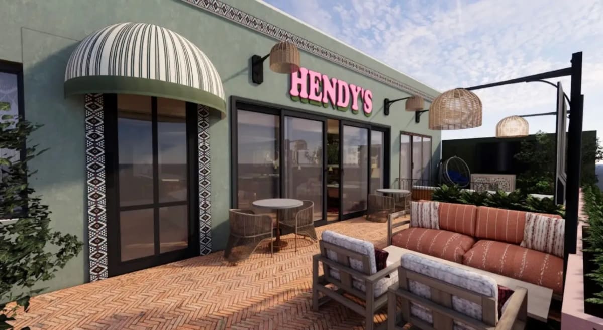 Hendy's On Henderson
