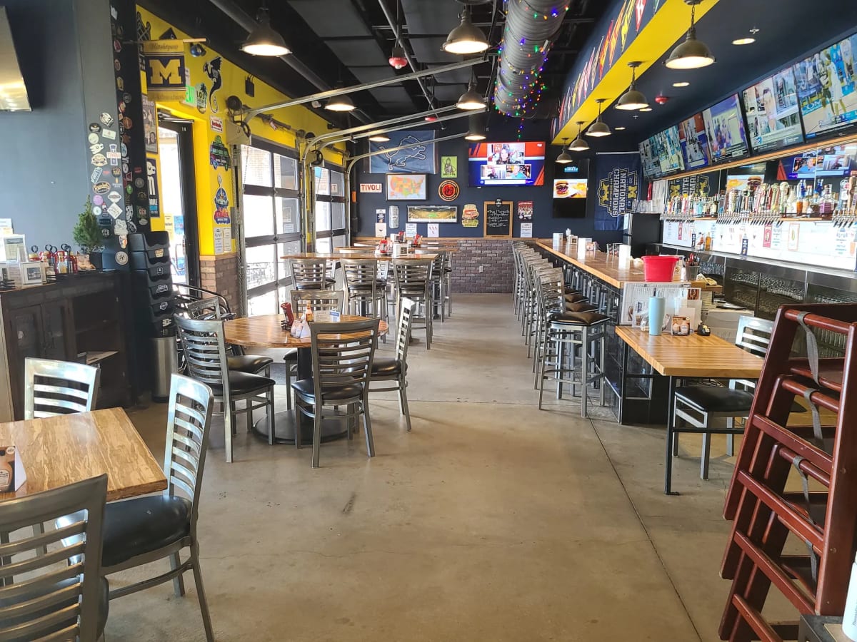 Greg's Kitchen & Taphouse