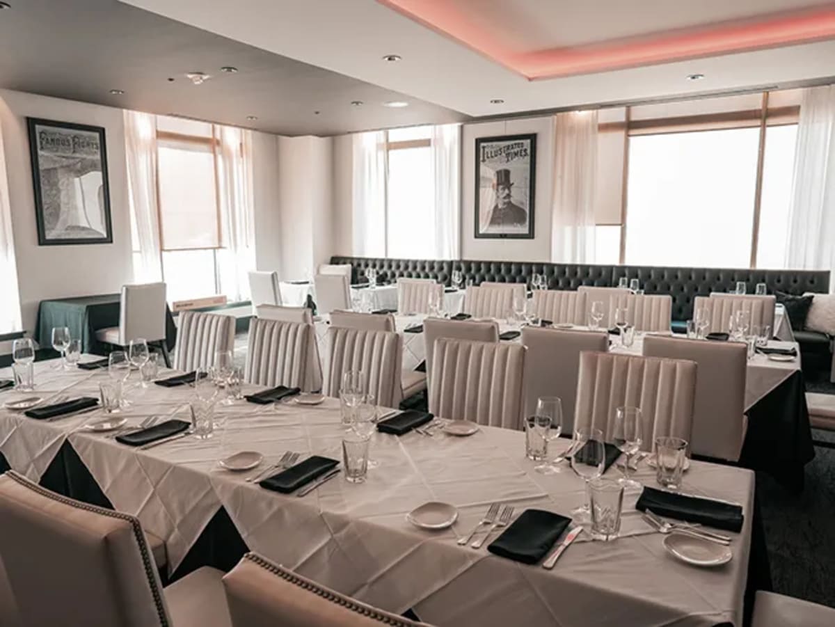 Sullivan's Steakhouse - Detroit, MI