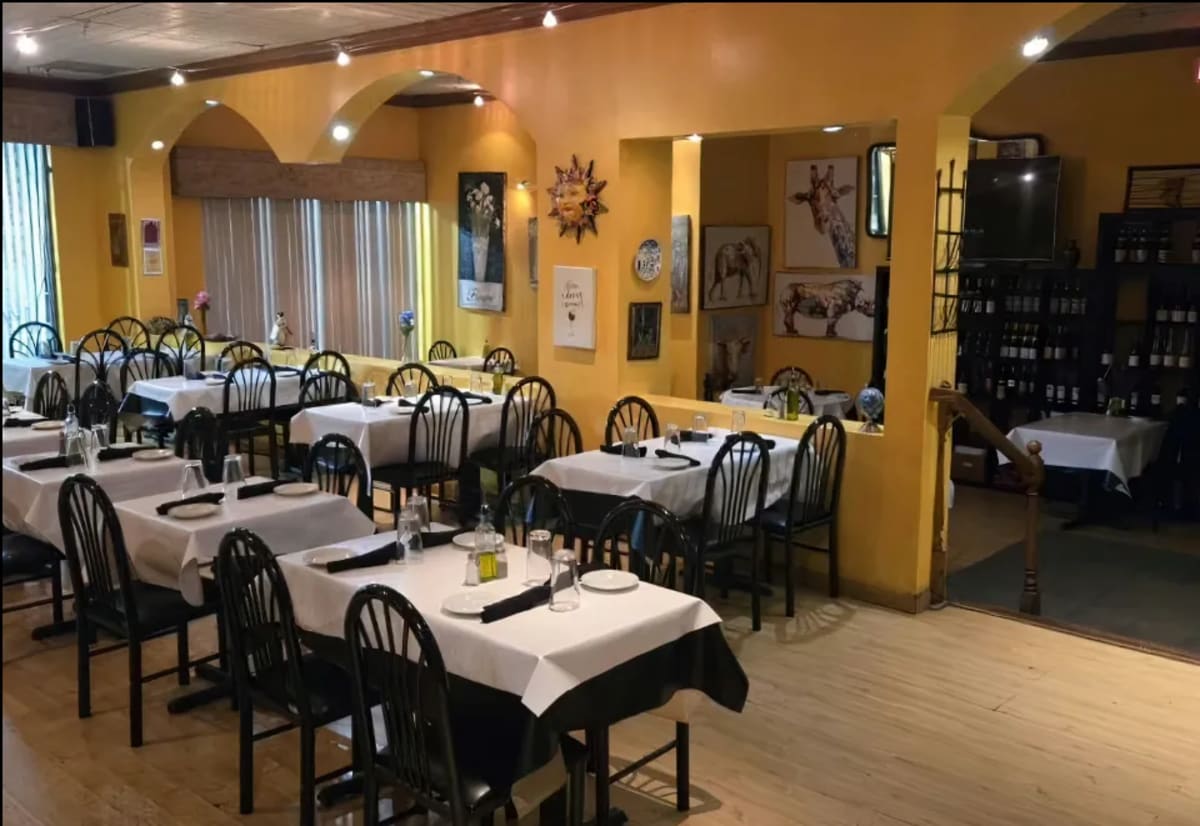 Idylwood Grill & Wine Bar