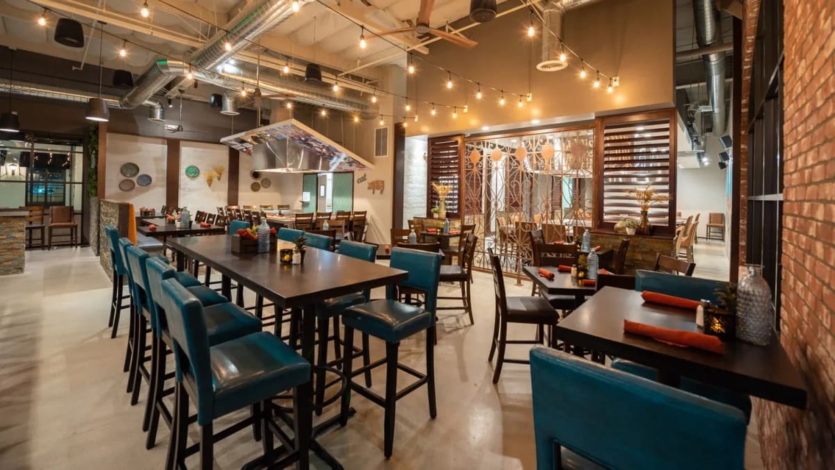 Descanso Restaurant: Costa Mesa 
