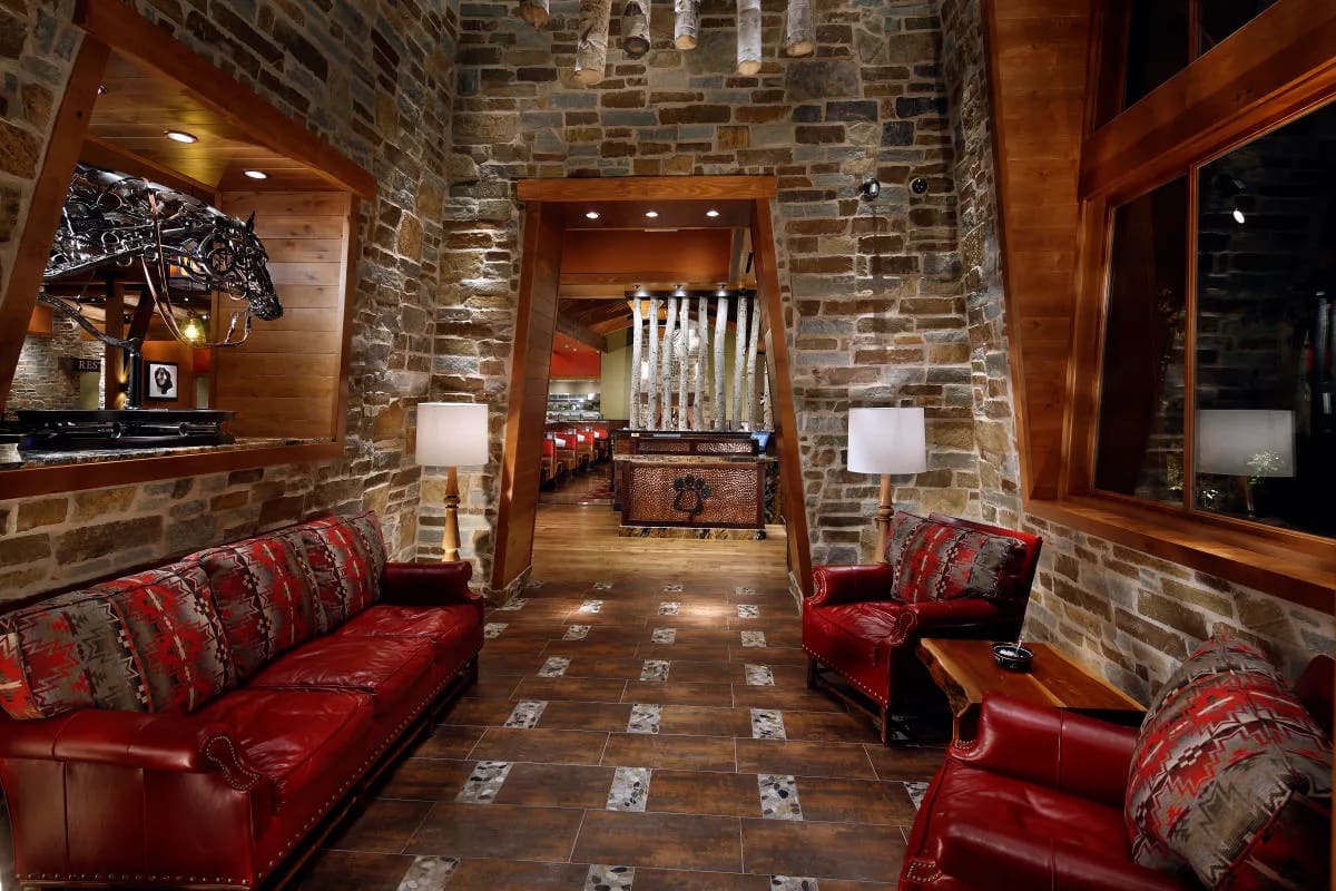Lazy Dog Restaurant & Bar: Oak Brook