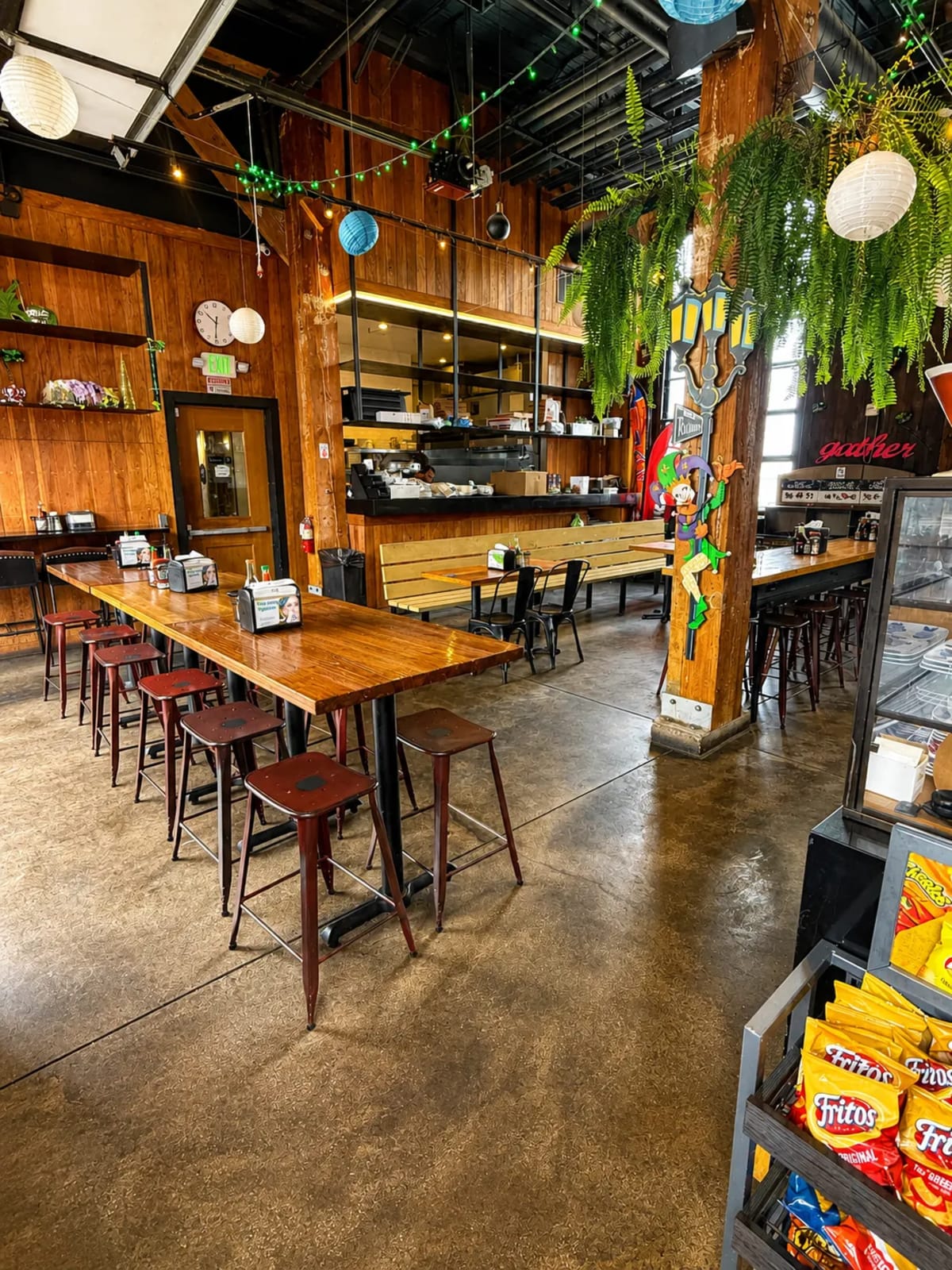 Queen’s Louisiana Po-boy Cafe