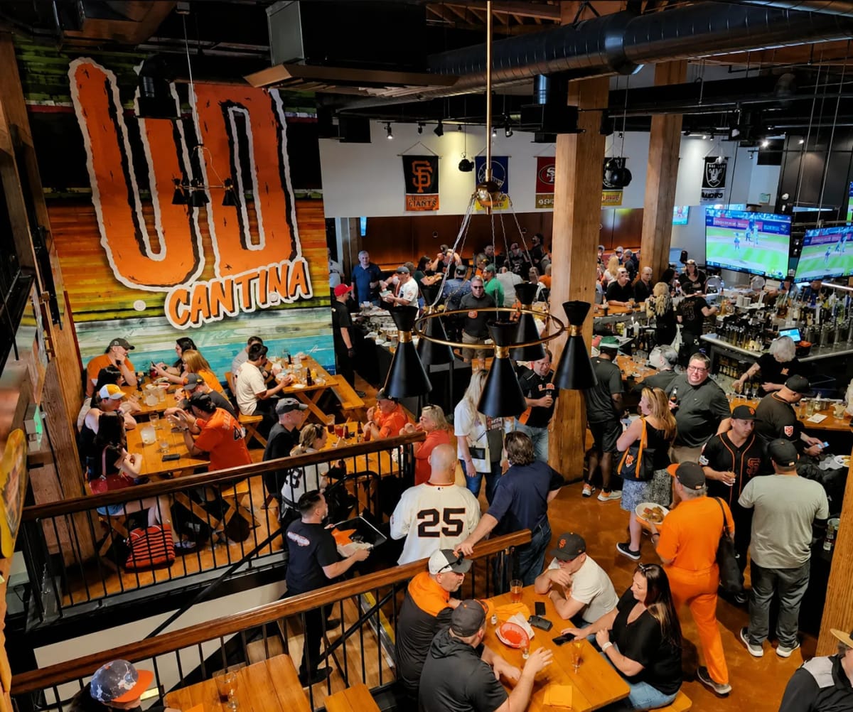 Underdogs Cantina