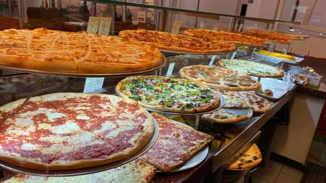 Pizza Factory & Sushi Factory photo 2