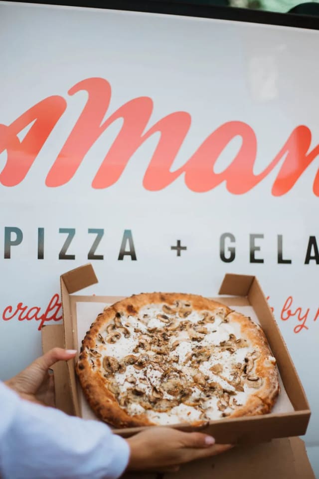 A Mano Pizza + Gelato photo 3