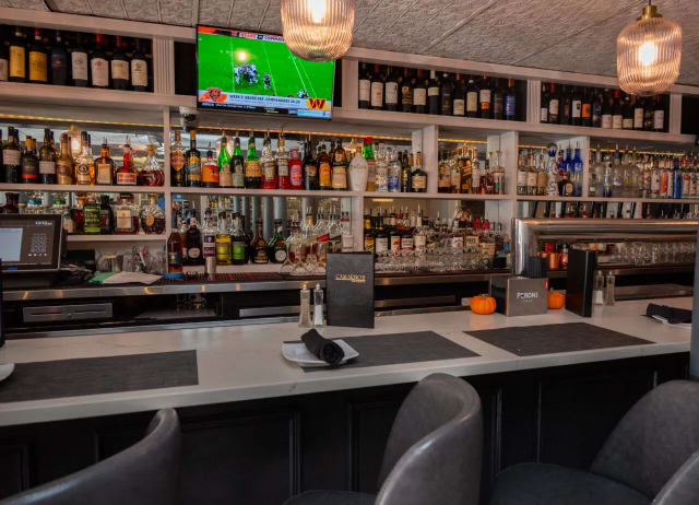 Cassarino’s Restaurant photo 4