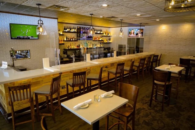 Luigi's Restaurant & Gourmet Express photo 1