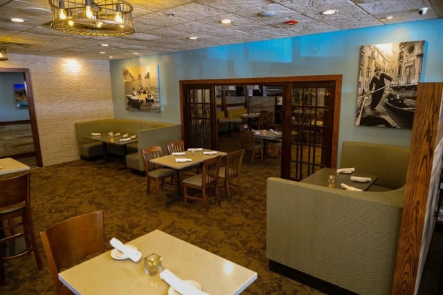 Luigi's Restaurant & Gourmet Express photo 2