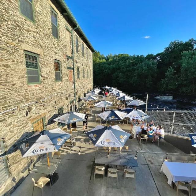River Falls Restaurant photo 3
