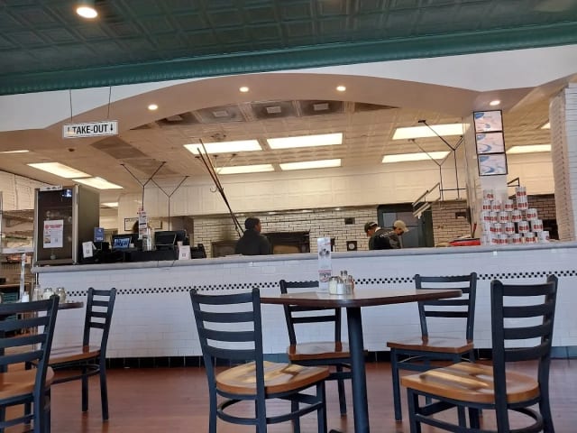 Frank Pepe Pizzeria Napoletana Yonkers photo 5