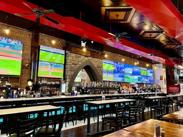 Brickyard Craft Kitchen & Bar photo 5