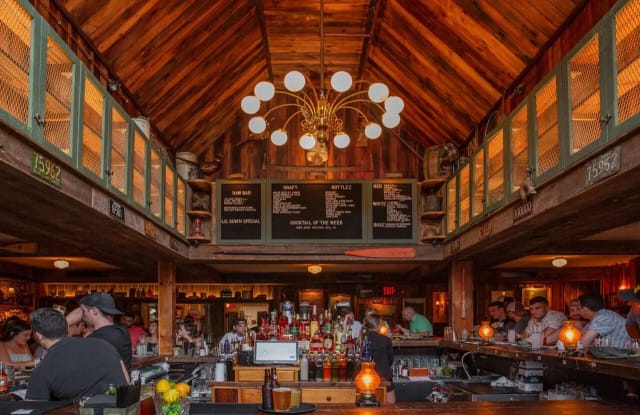 Hunter’s Kitchen and Bar photo 3