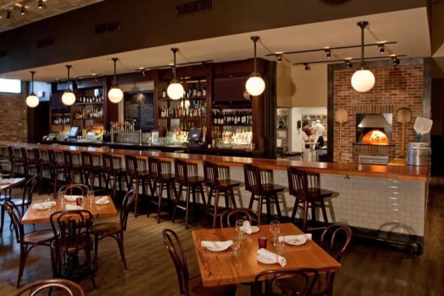 Lincoln Tavern & Restaurant photo 2